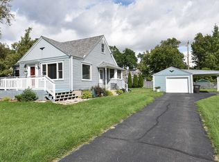 9420 W Cold Spring Rd, Greenfield, WI 53228