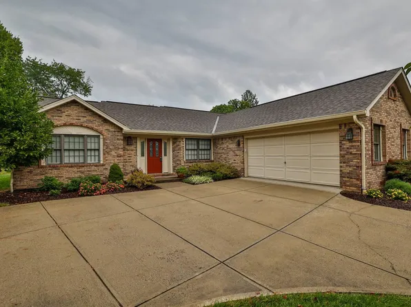 2496 Kremers Ln, Villa Hills, KY 41017