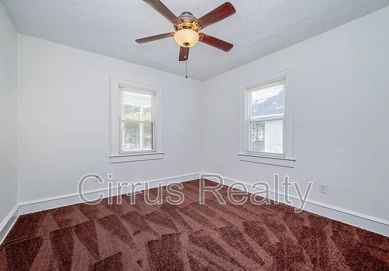 448 Chapel St — Photo 16