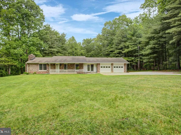 3501 Colonial Rd, Dover, PA 17315