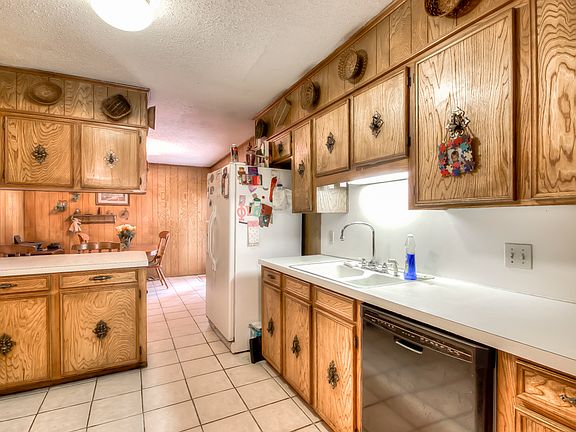 5th image of 8417 Indian Hills Blvd