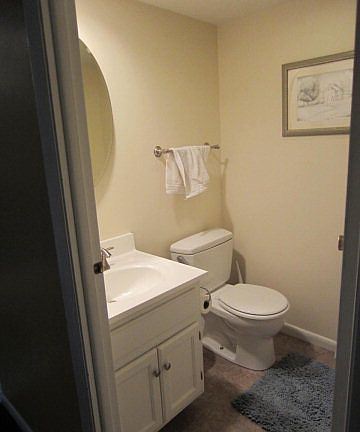4th image of 1042 Elmarna Ave