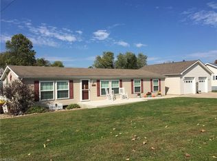 720 Cooper St, Harrisville, WV 26362