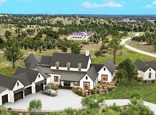 30 Sutton Dr, Fredericksburg, TX 78624