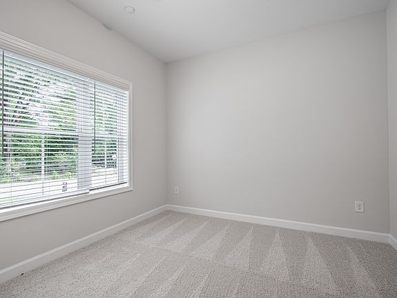 Guest Bedroom / Home Office - Lower Level