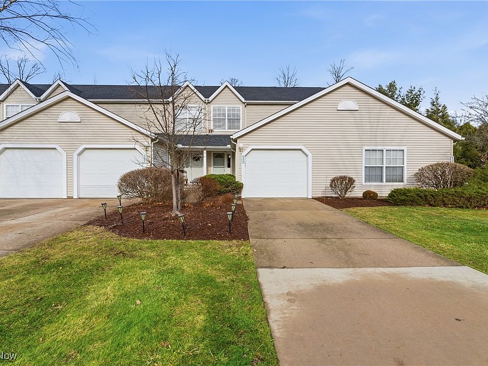 9279 Hickory Ridge Dr, Streetsboro, OH 44241 | Zillow