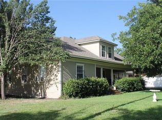 410 Maple St, Farmersville, TX 75442