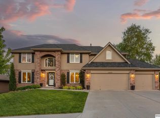 14805 Erskine St, Omaha, NE 68116