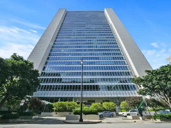 500 W Superior St Unit 2002, Chicago, IL 60654