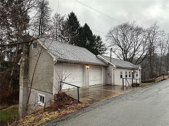 3rd image of 154 Ashbaugh Rd