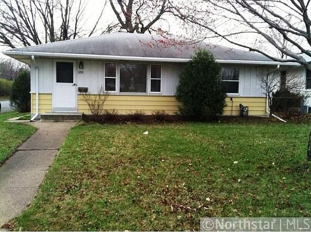 1st image of 1293 Oakdale Ave