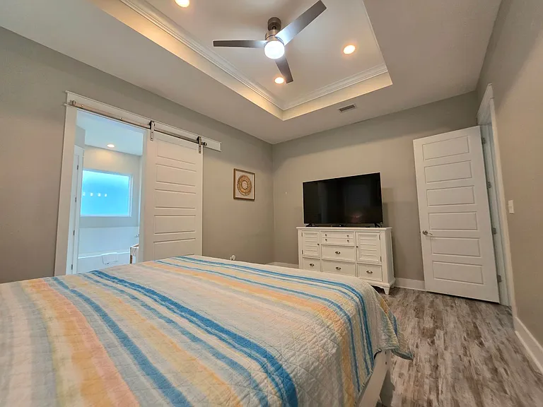8088 Carmel Cir — Photo 22