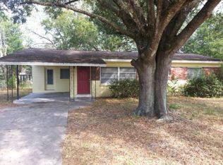 6128 Whiteway Dr, Temple Terrace, FL 33617