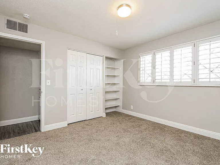 7427 E McKinley St — Photo 14