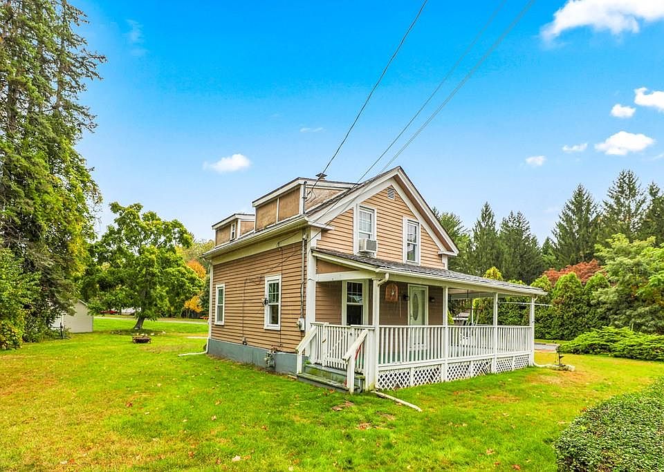 669 Cooley St, Springfield, MA 01128 Zillow