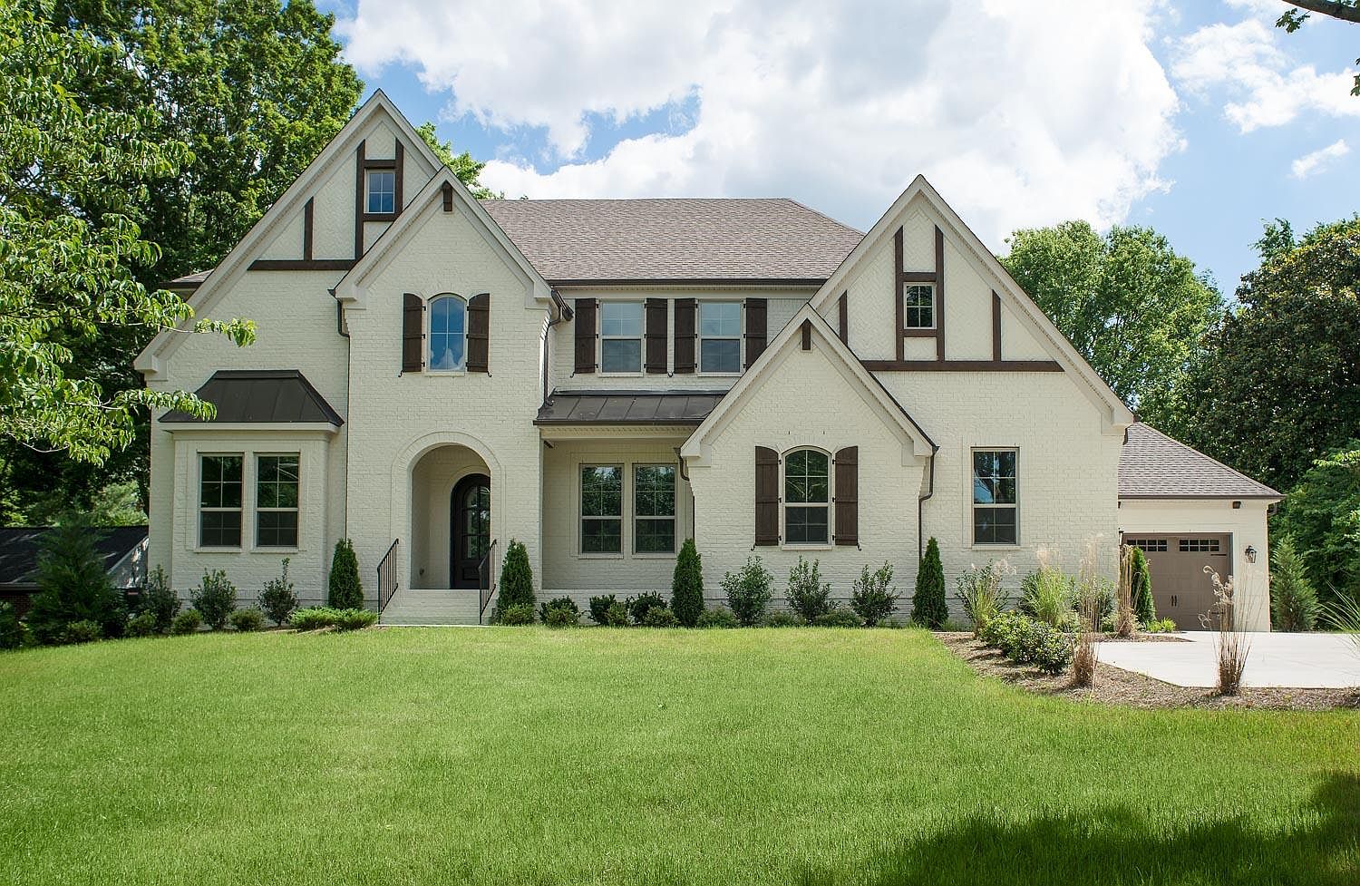 2843 Sugartree Rd, Nashville, TN 37215 | Zillow