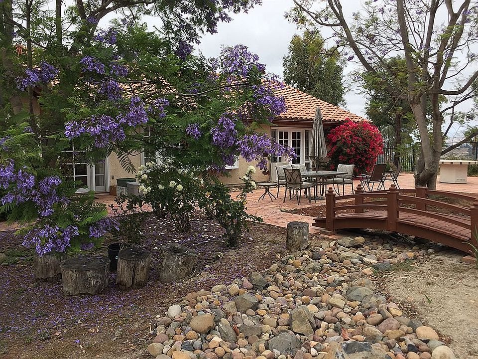 1st image of 1405 Mandeville Dr
