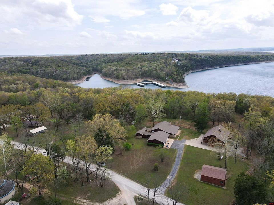 1st image of 762 Diamond Bay Rd