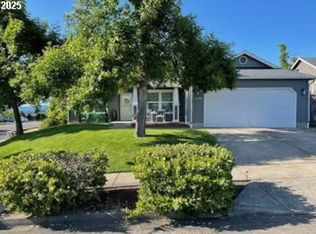 6004 Quartz Ave, Springfield, OR 97478