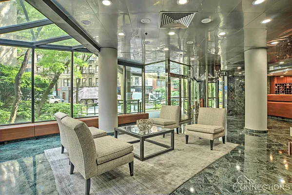 Rented by City Connections Realty | media 27