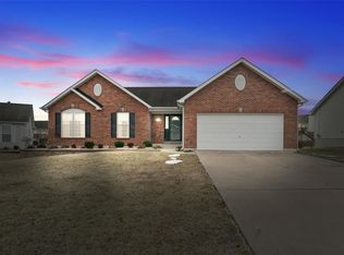 20 Cambridge Ct, Troy, MO 63379