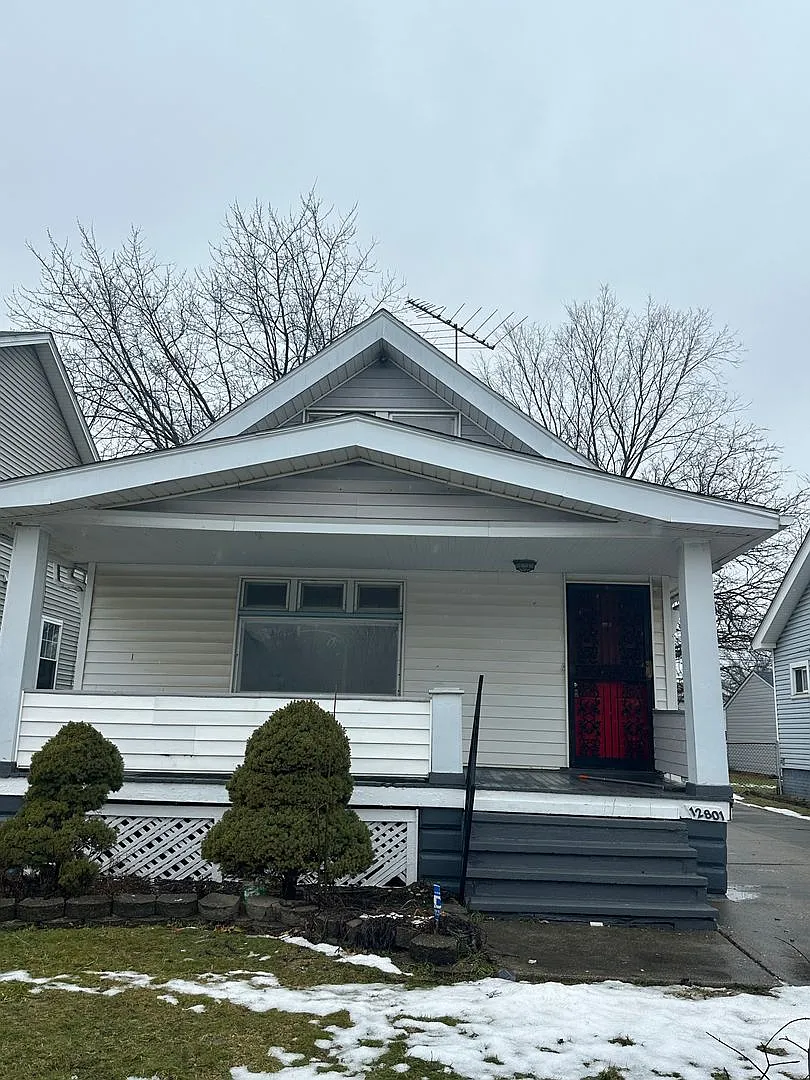 4bd Single Cash Pay/Section 8 *1/2 Off Security Deposit Special* — Photo 1