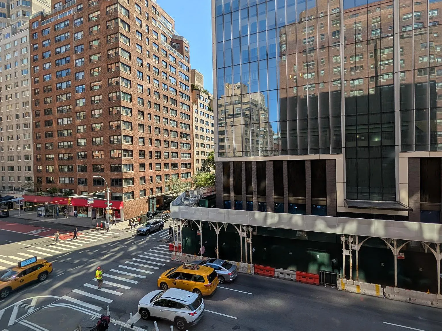 176 East 77th Street — Photo 2