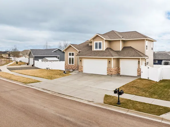 1012 46th Ave NE, Great Falls, MT 59404