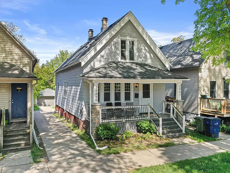 2447 N Bartlett Ave — Photo 1