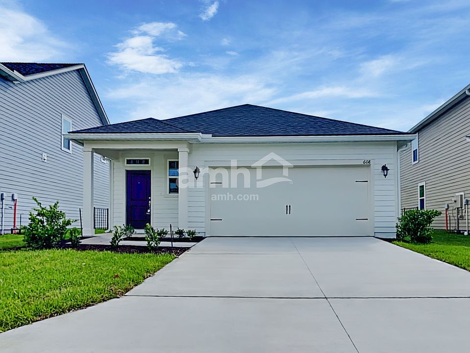 1st image of 608 Onate Cir