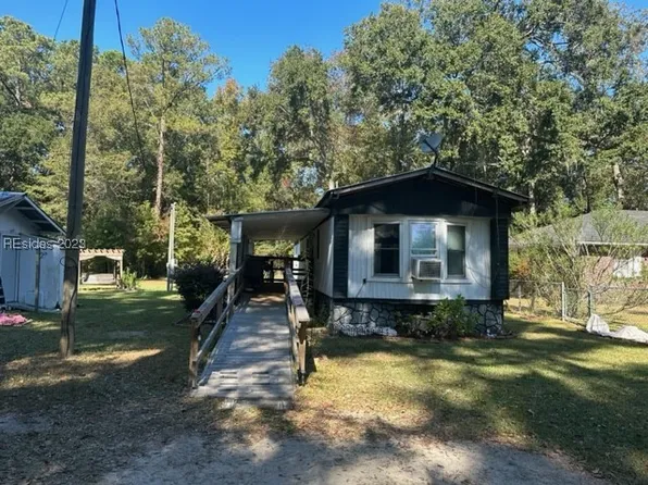 16 Wilson St, Bluffton, SC 29910