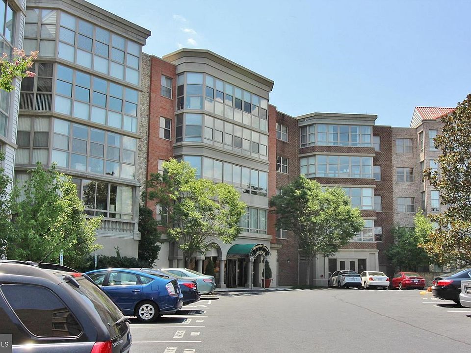 1st image of 19370 Magnolia Grove Sq Unit 108