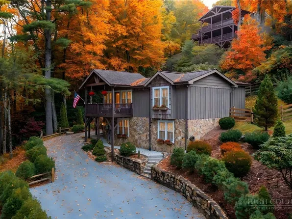 192 Mountain View Drive, Blowing Rock, NC 28605