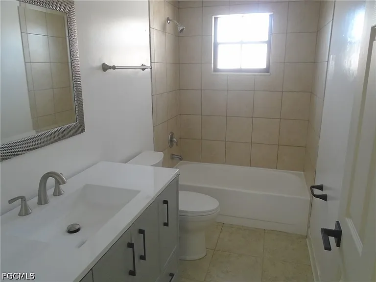1228 SW Trafalgar Pkwy #1228 — Photo 11