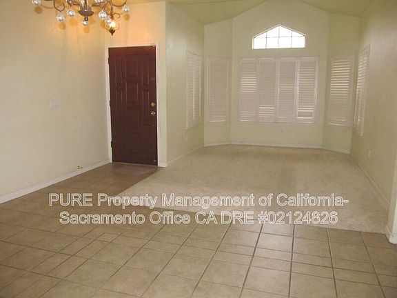 5th image of 3228 Boulder Creek Way