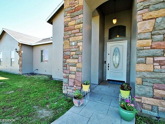 3rd image of 21305 Road 29 1/2