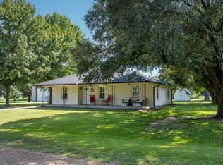 302 Santa Rosa Ranch Rd #R, Trinidad, TX 75163