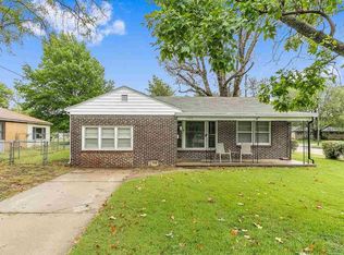 1702 N Custer Ave, Wichita, KS 67203