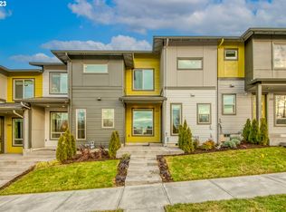 284 SW Lancaster Ct, Troutdale, OR 97060