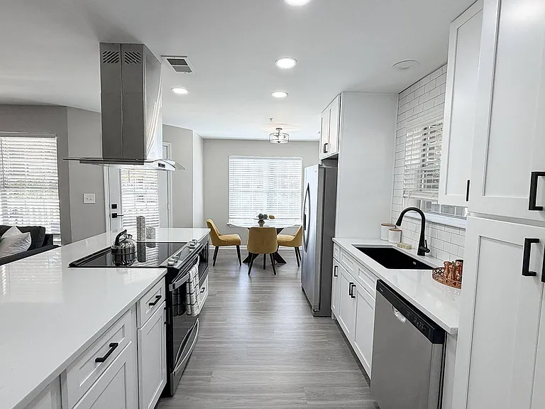 Legacy Arboretum Apartments — Photo 31