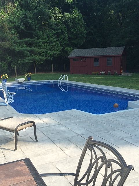 1st image of 45 Westwood Dr