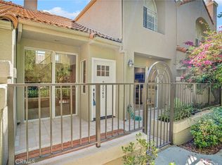 22245 Shadow Valley Cir, Chatsworth, CA 91311