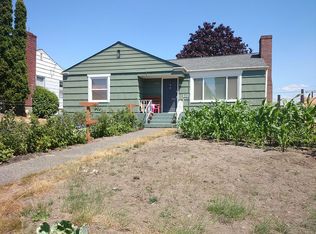 4056 49th Ave SW, Seattle, WA 98116