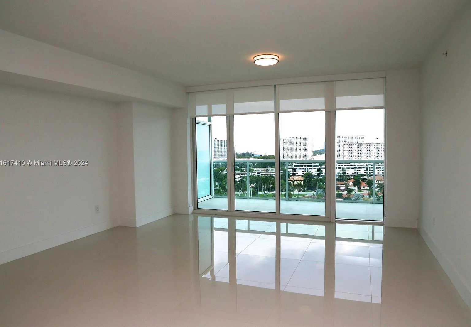 2 bed, 1732 sqft, $6,000 — Photo 1