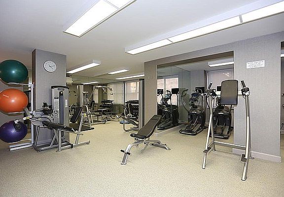 5th image of 300 E 56th St APT 22B