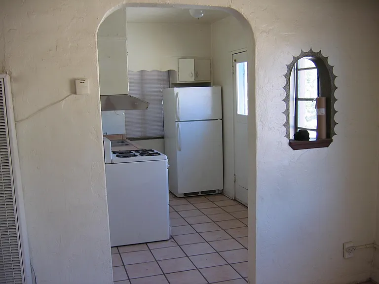 1322 N Richey Blvd — Photo 7