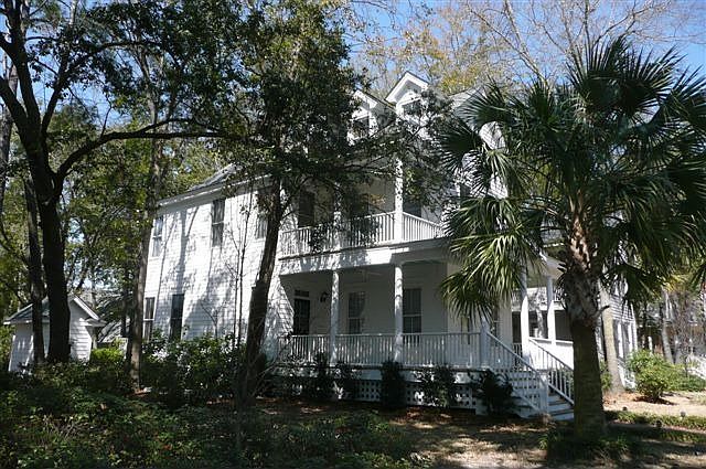 Wrap porch & 2nd. floor veranda