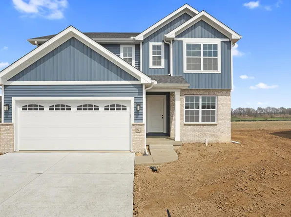9 Connor Ct, Monticello, IL 61856