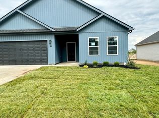 122 Last Chance Dr, Georgetown, KY 40324