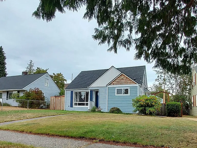 3321 N Mullen St — Photo 1